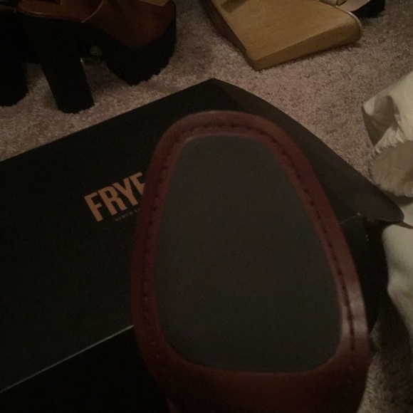 Frye peep lace heels - Picture 3 of 3